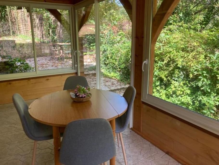 Superbe Appartement Au Calme De 1 A 3 Personnes Sarlat-la-Caneda Luaran gambar