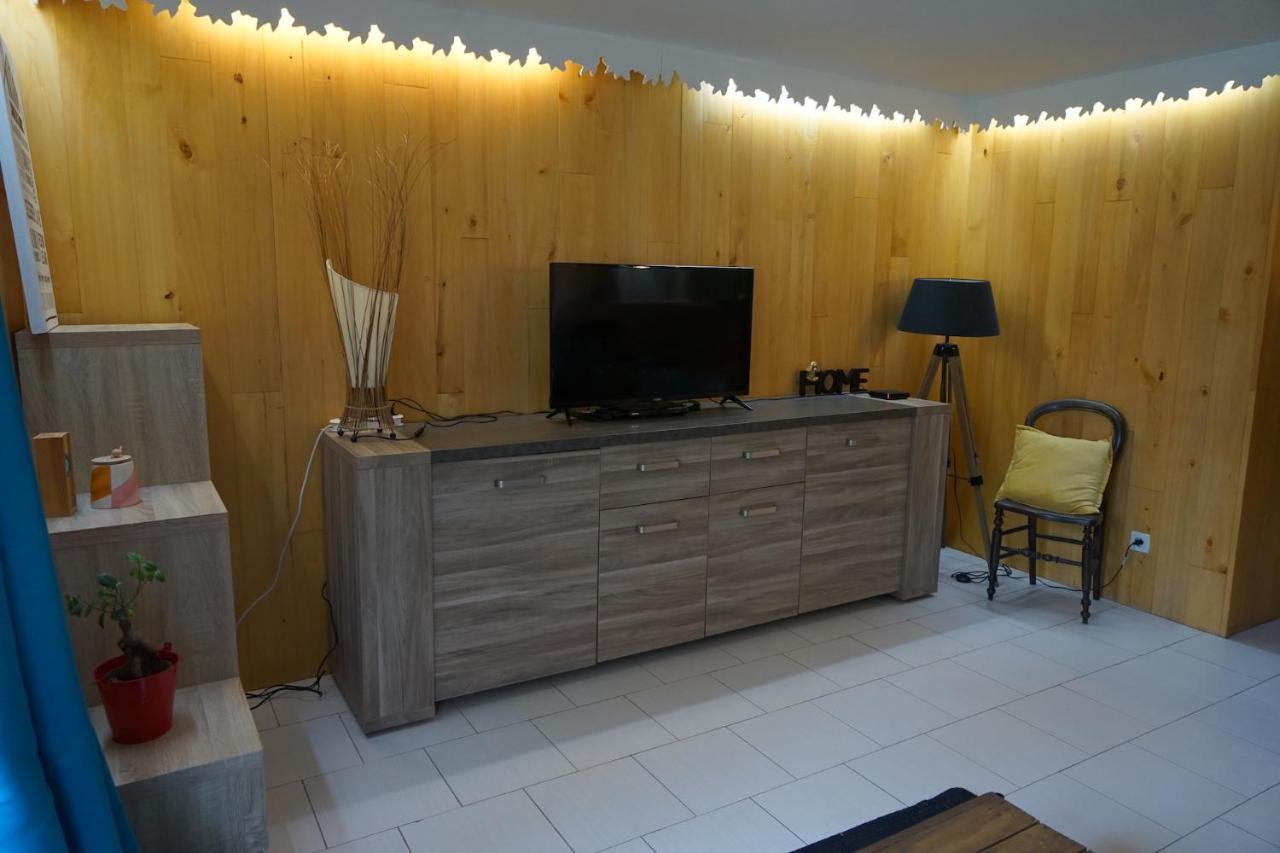 Superbe Appartement Au Calme De 1 A 3 Personnes Sarlat-la-Caneda Luaran gambar