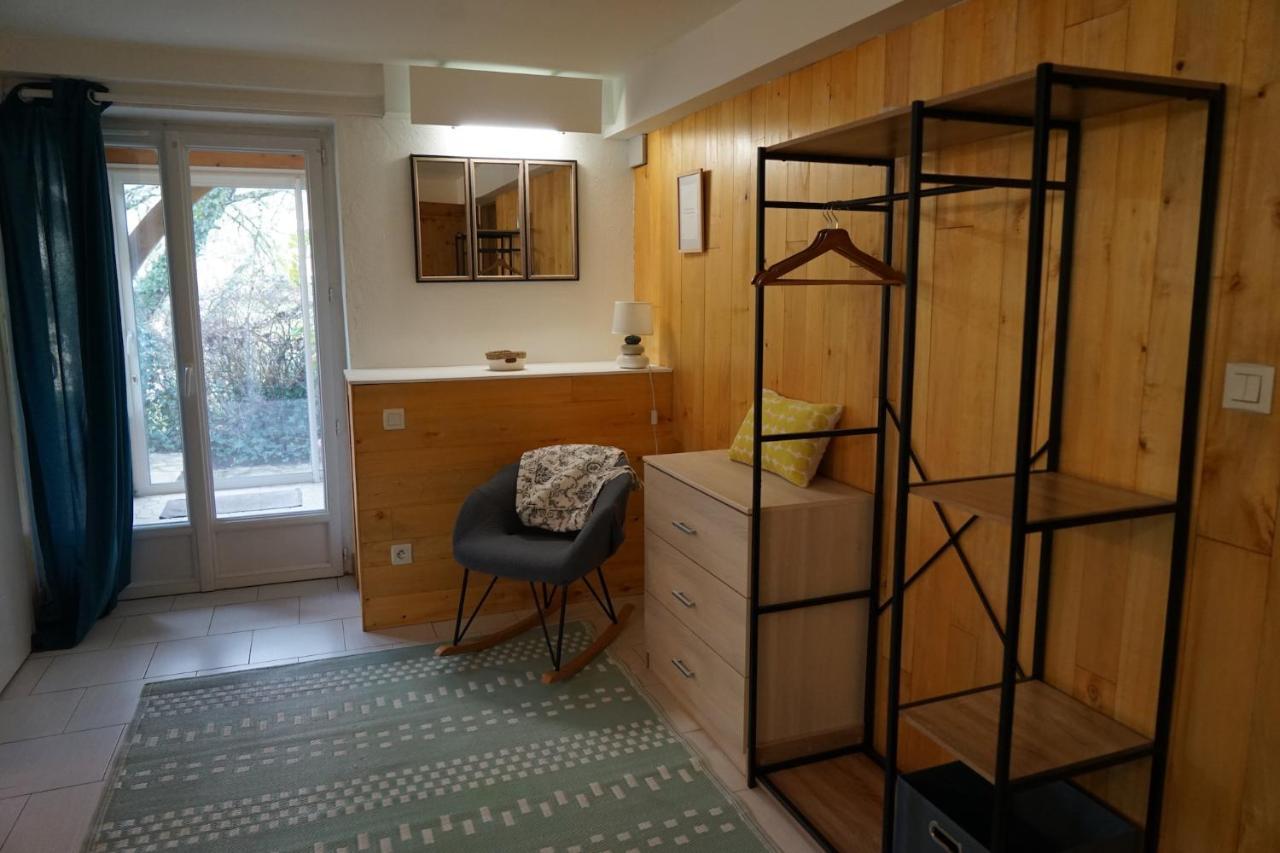 Superbe Appartement Au Calme De 1 A 3 Personnes Sarlat-la-Caneda Luaran gambar